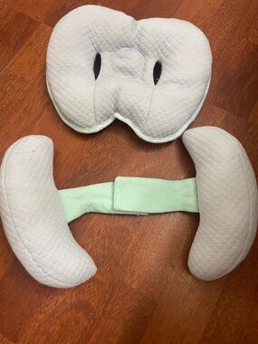 Kakibilin Baby Head Neck Support pillow 2 in 1 for babies in Light Gray w/ Mint